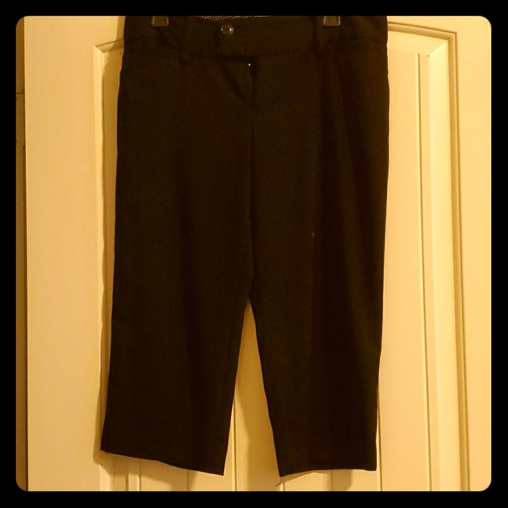 Black dress pants-calf length